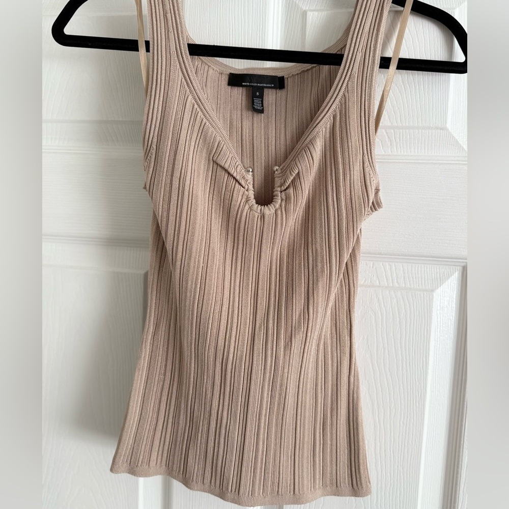 White House Black Market Tan Ribbed Sleeveless Tank Top